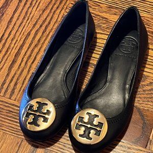 Tory Burch Ballet Flats Women's size 5 BLACK Gold Logo Hardware